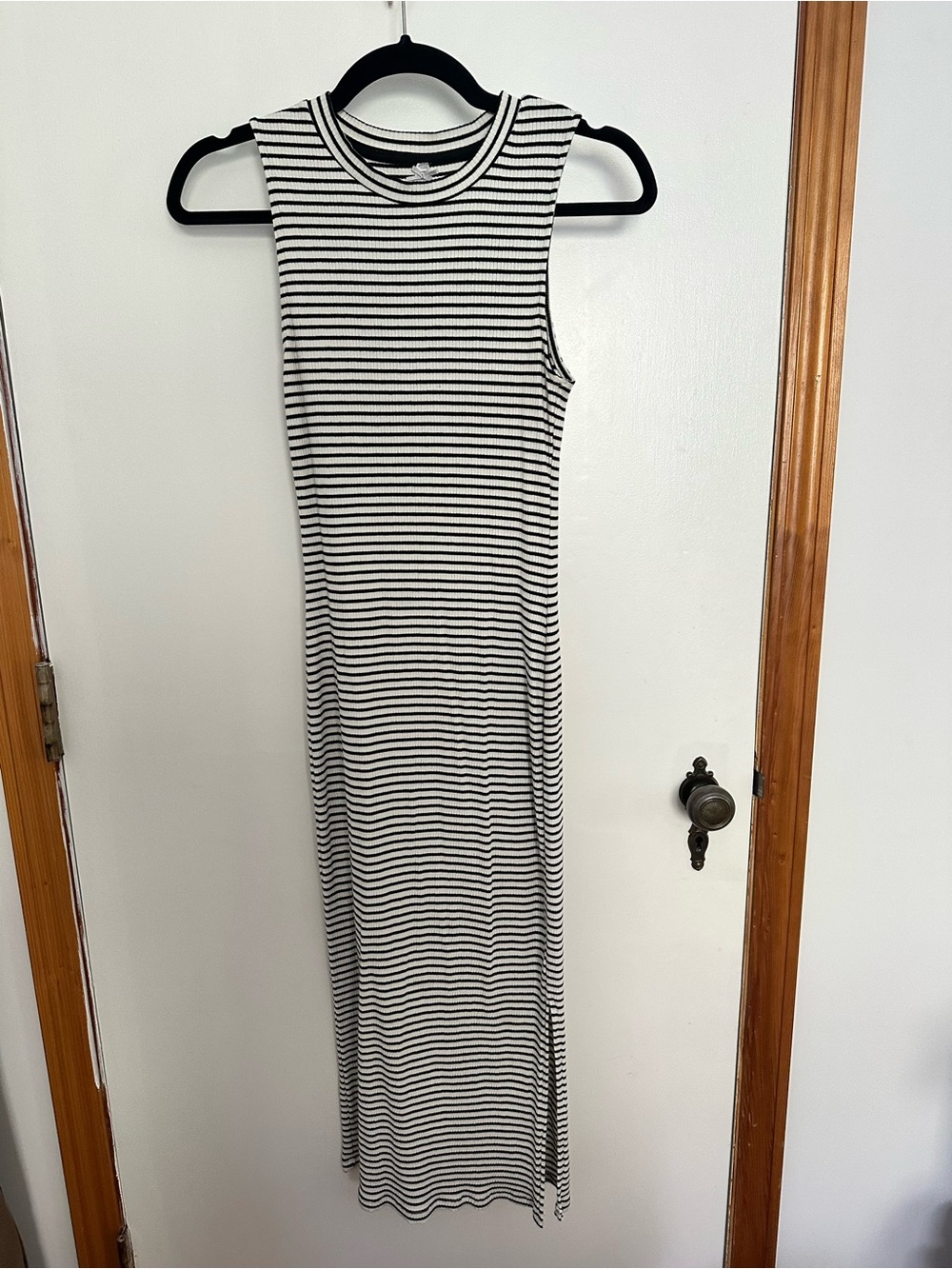 Black and White Striped Sleeveless Maxi Dress